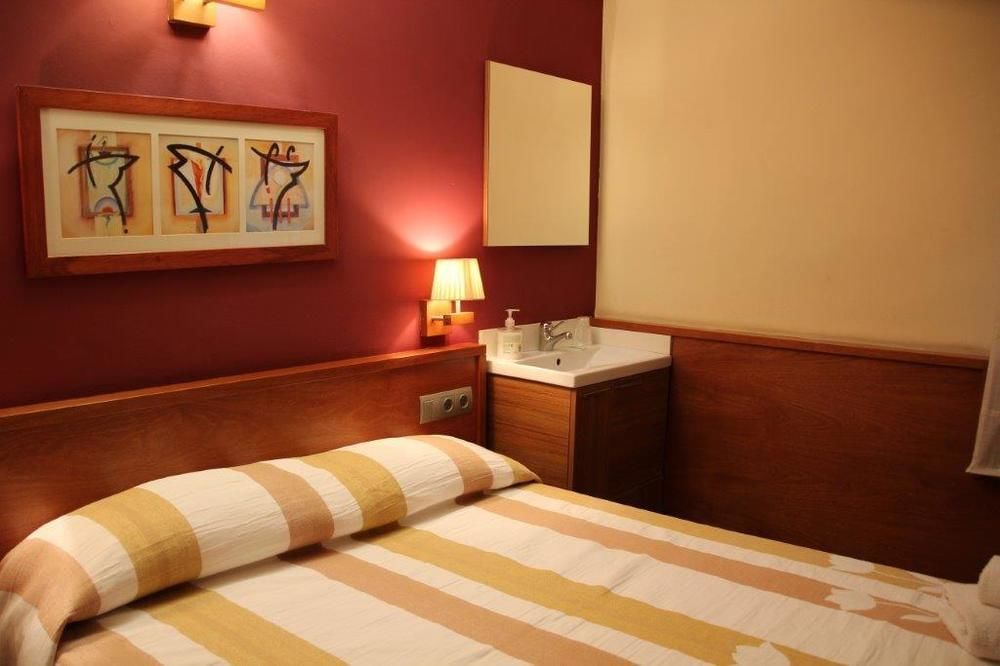 Hostal Fonda Galicia Cardedeu Exterior photo