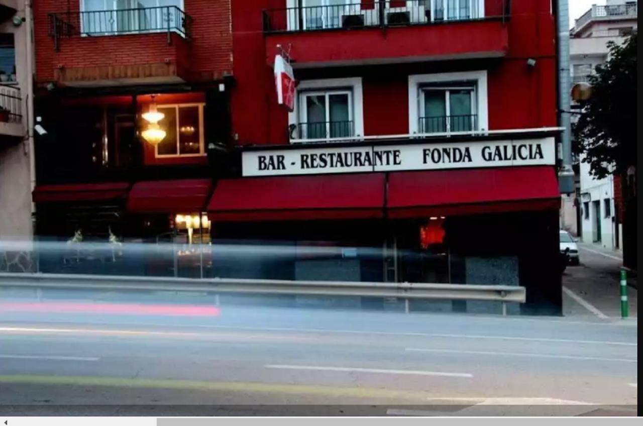 Hostal Fonda Galicia Cardedeu Exterior photo
